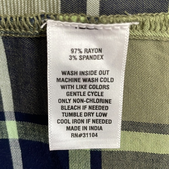 Crown & Ivy Maxi Dress - Picture 8 of 8